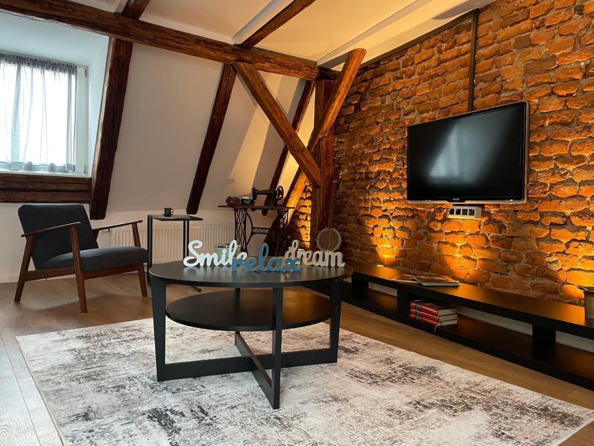 Grich Witch Apartment Загреб Экстерьер фото